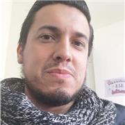 Soy profesor de física y matemáticas en ingles y español, además de tener como lengua materna español